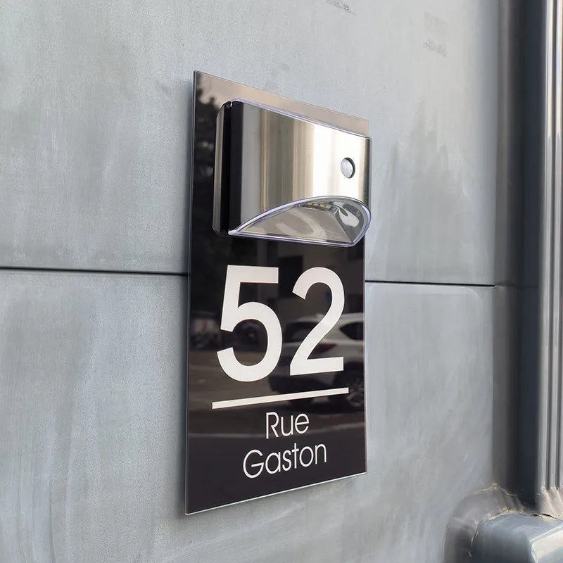 GlowHome™ - Personalized modern solar door plaque