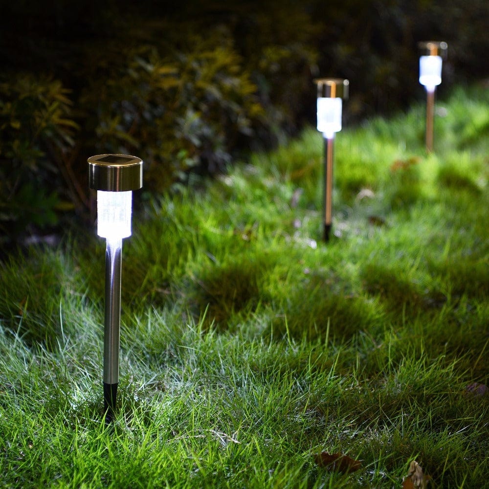 Solar Flare™ - Turn your garden into a nocturnal oasis!