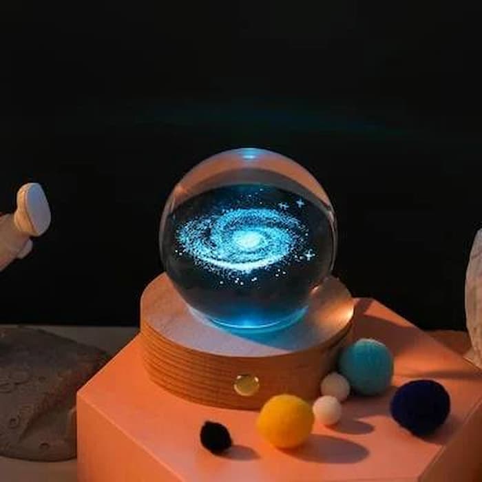 Luminous™ - 3D glowing crystal globe - a night light like no other!