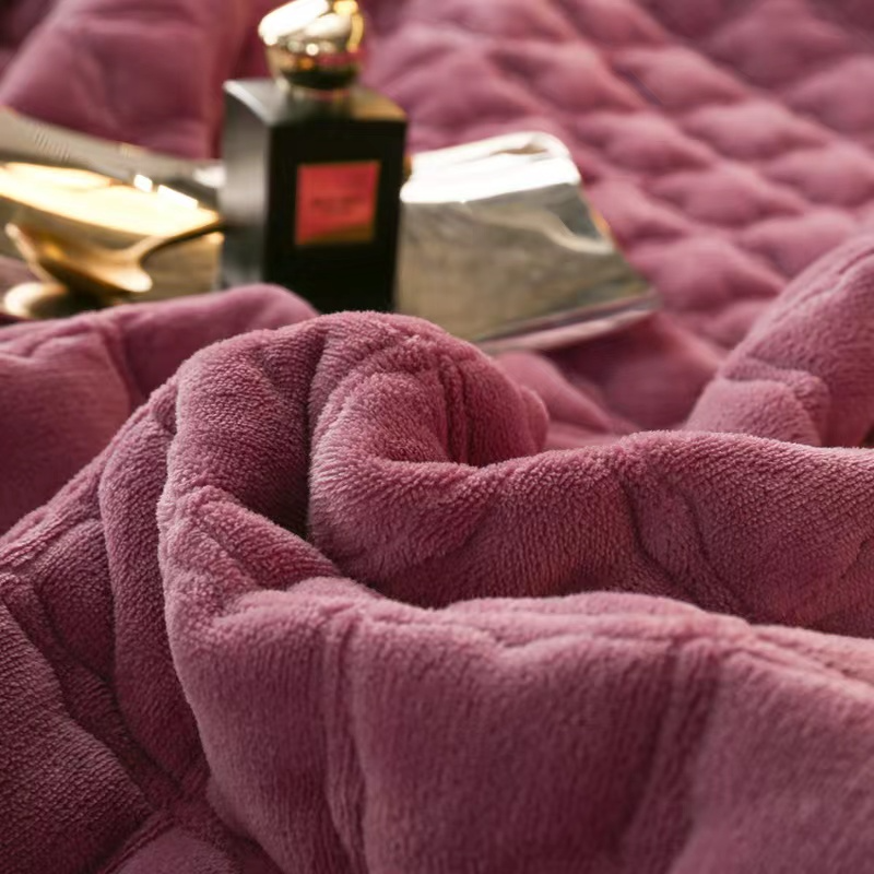 Decky - Experience a wonderful night's sleep (Pillowcase + Blanket)