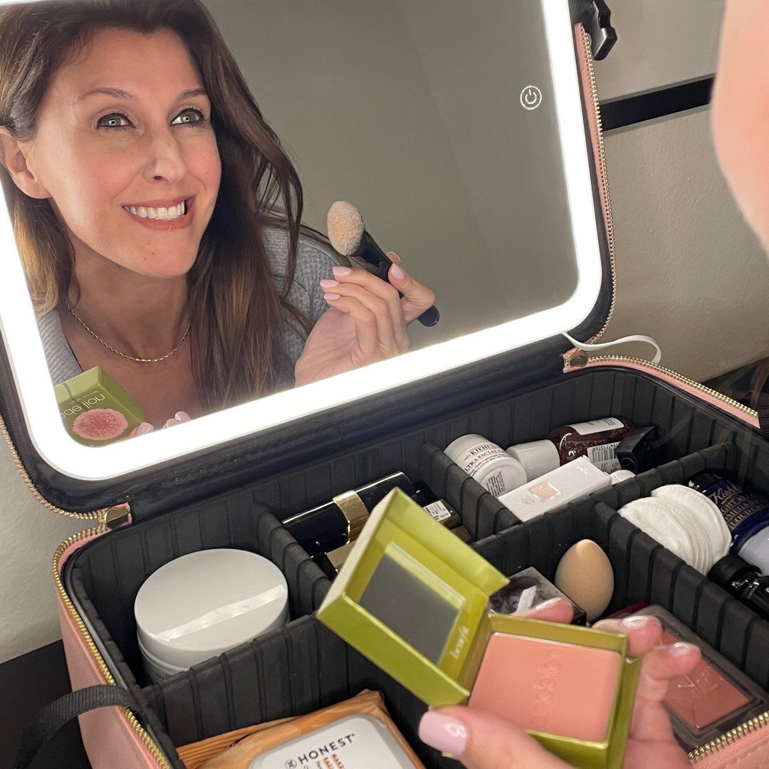 LumiCase™ - LED mirror makeup travel case