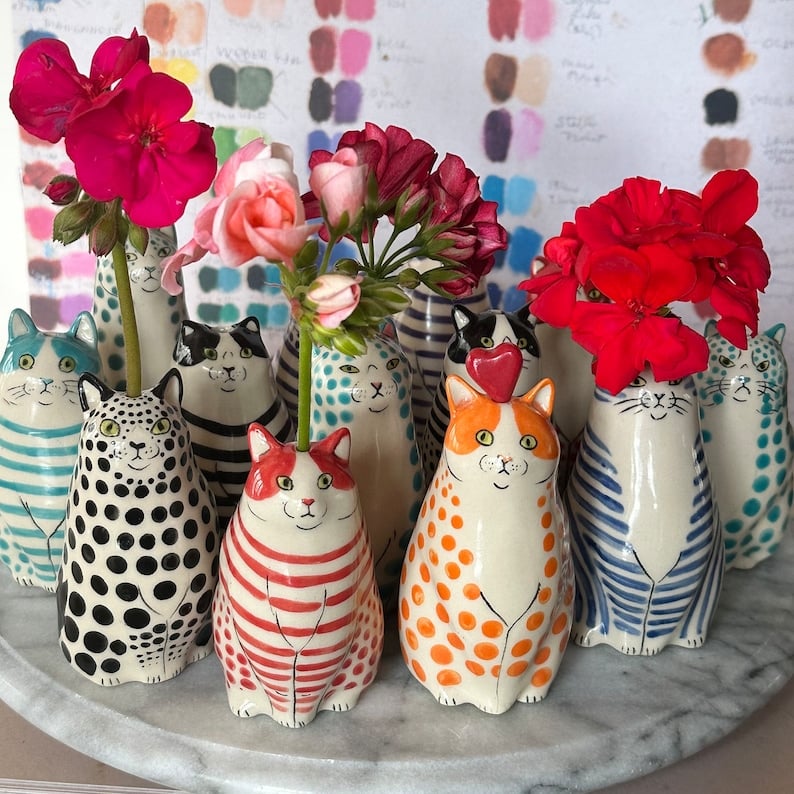 BUY 1 GET 1 FREE - Cattique Polka Dot Cat Vase