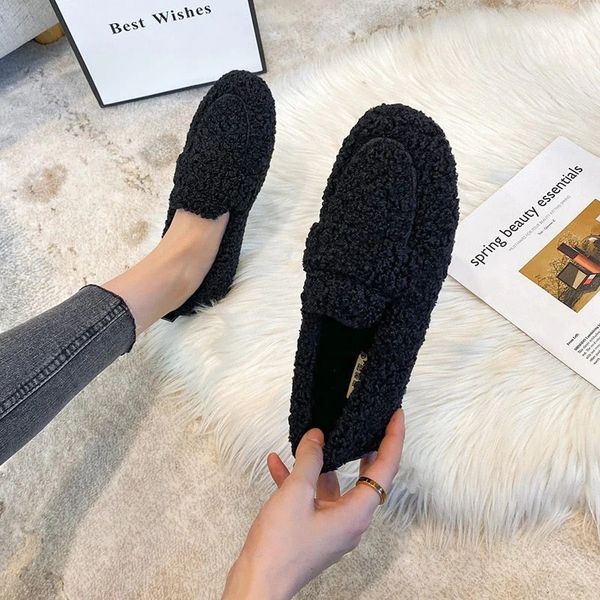 Donita™️ - Soft plush slippers with non-slip sole