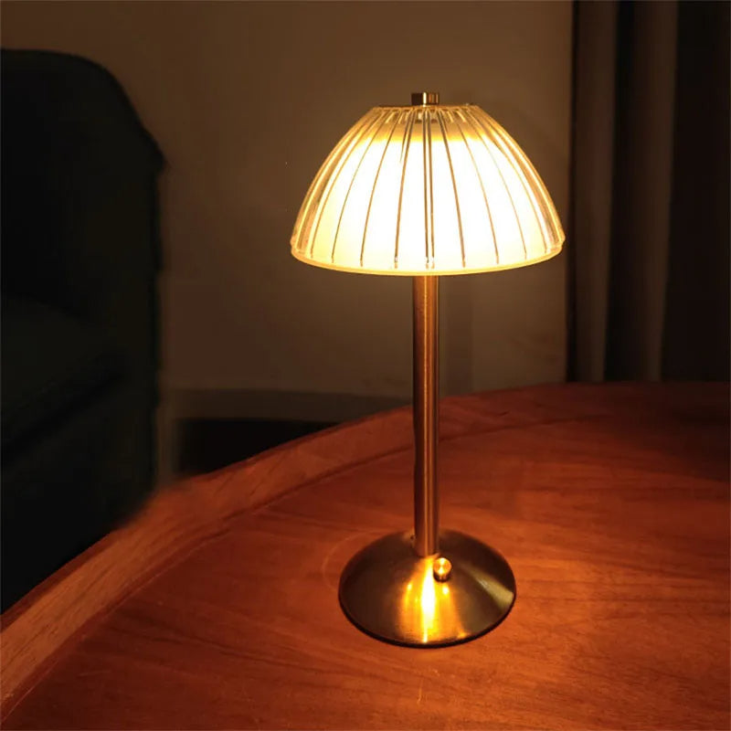 Chandi™ - LED retro table lamp - A lamp that improves your mood!