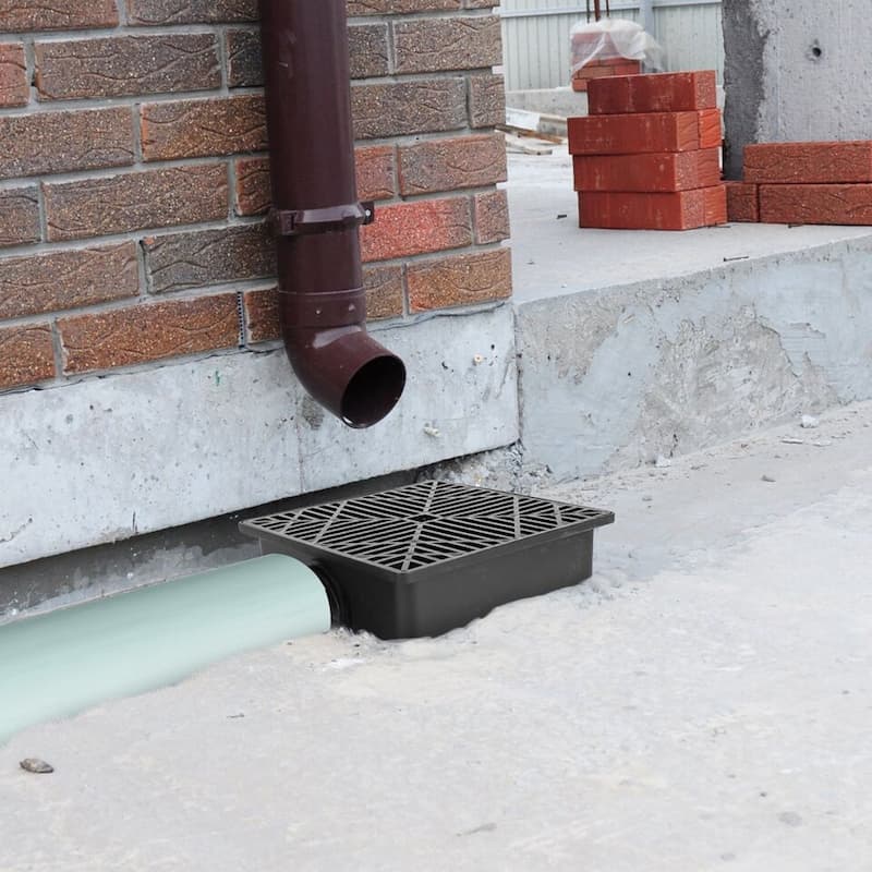 Guttery - Gutter drain pipe - Efficient solution for water management on rainy days!