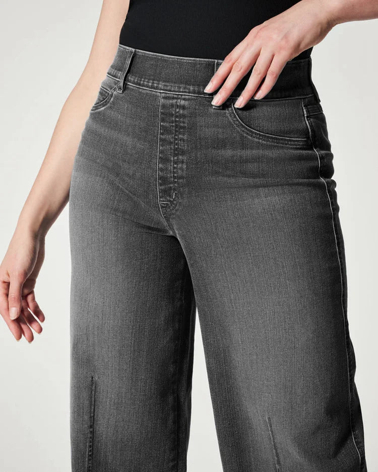 Quinn Super Stretch High-Waisted Wide Leg Jeans