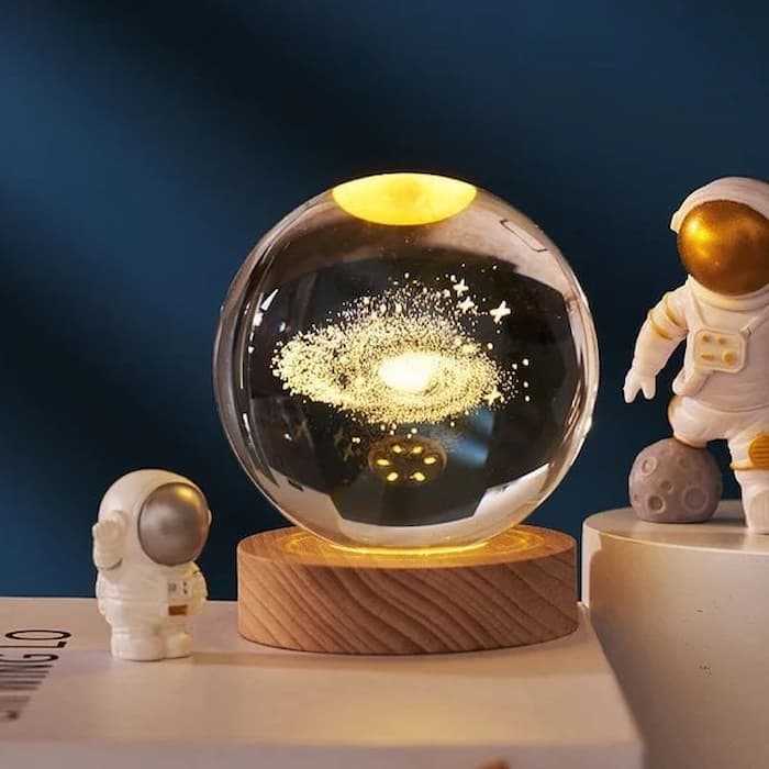 Luminous™ - 3D glowing crystal globe - a night light like no other!
