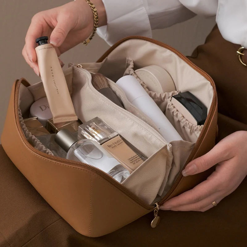 DeluxCase™ - deluxe cosmetics case