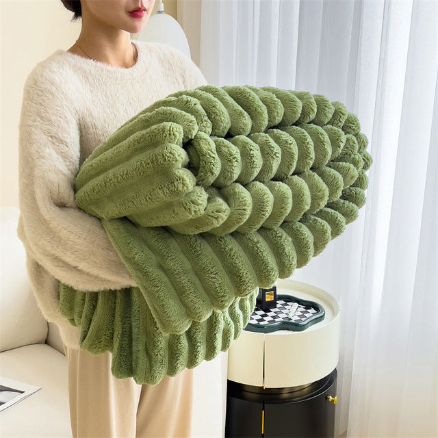 CozyCloud™ - Winter warmth blanket