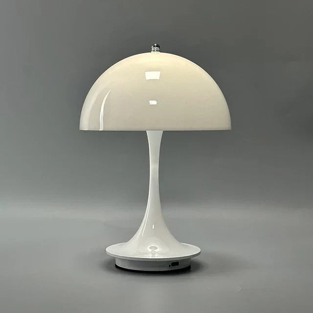 CordFreeShine™ - Cordless table lamp