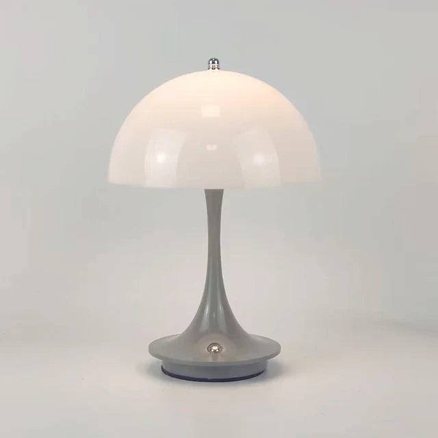 CordFreeShine™ - Cordless table lamp
