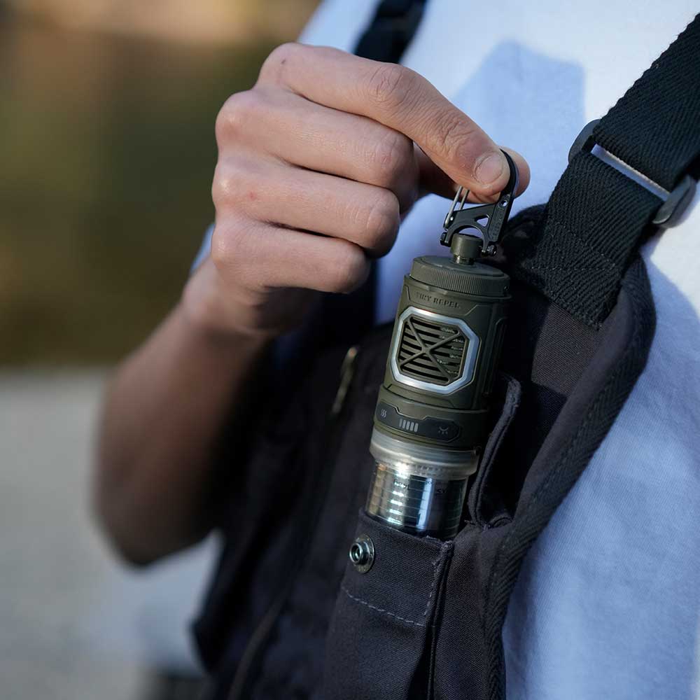 BuzzOff™ - Mosquito repellent with camping lantern [last day discount]