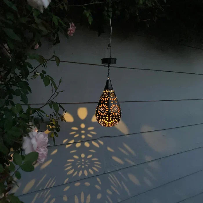 SolarLight™ solar-powered garden lighting
