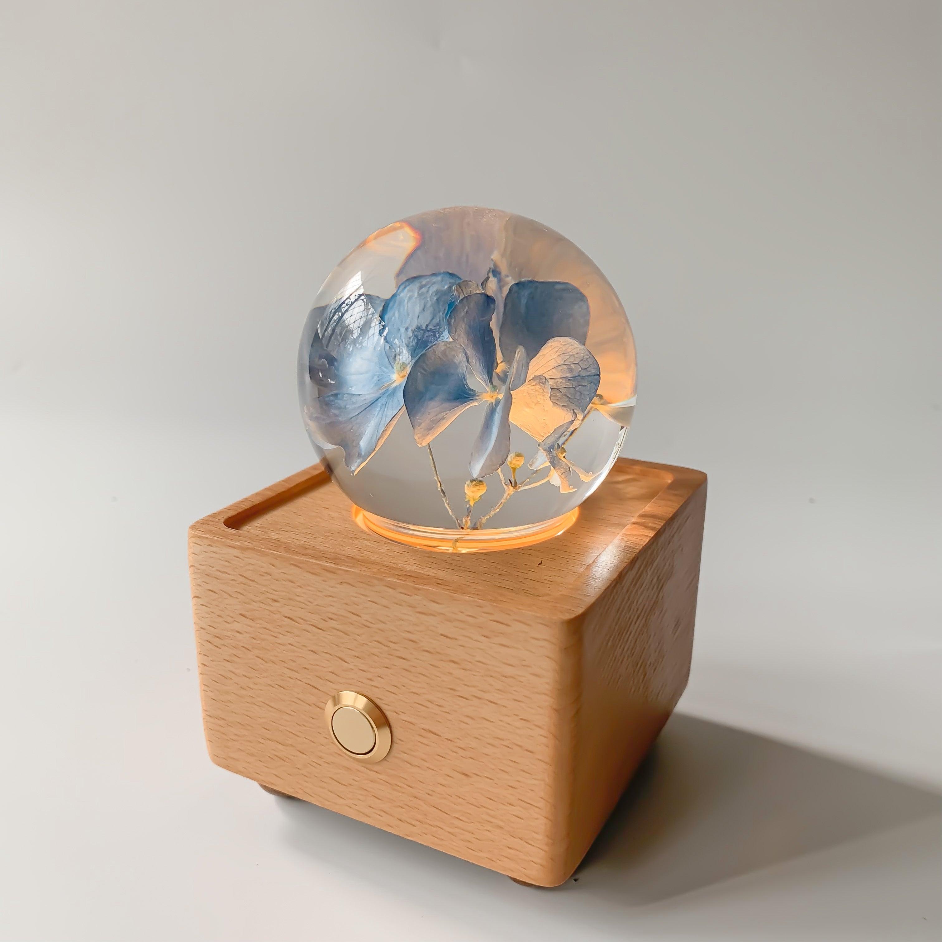 FloraSound™ - Bluetooth speaker with preserved flower [last day discount]