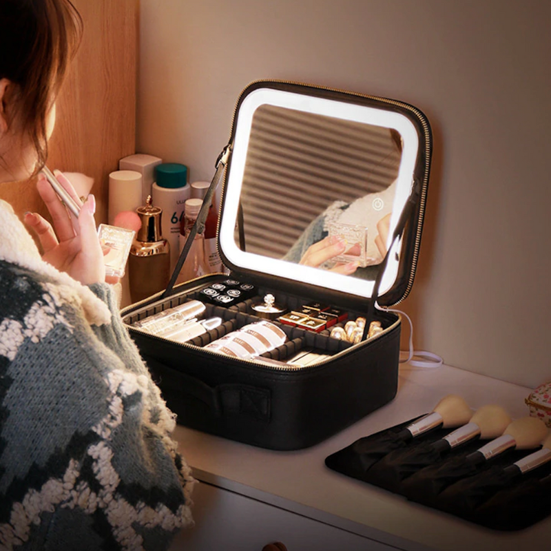 LumiCase™ - LED mirror makeup travel case