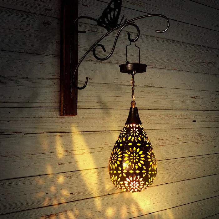 SolarLight™ solar-powered garden lighting