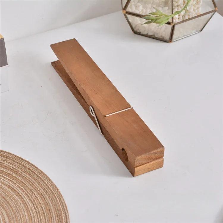 QuirkClip™ - Wax clip wall mount