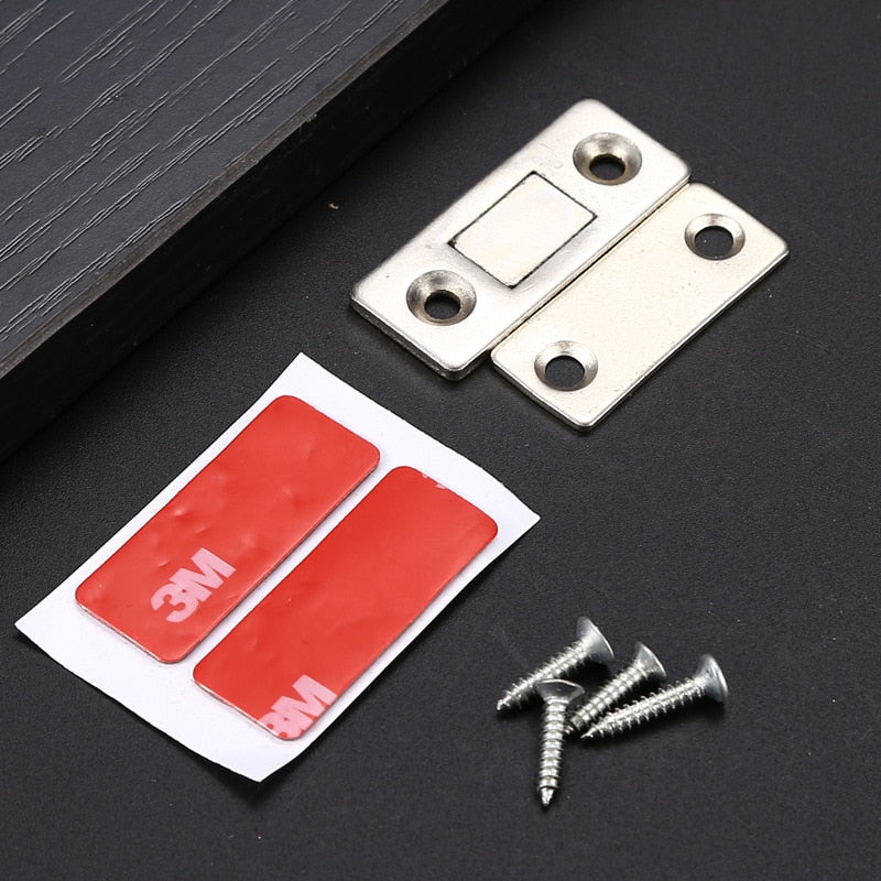 DoorCloser™ - Punch-free magnetic door closer