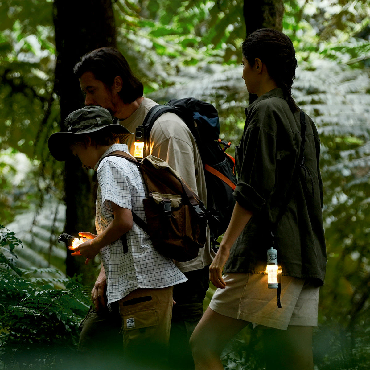 BuzzOff™ - Mosquito repellent with camping lantern [last day discount]