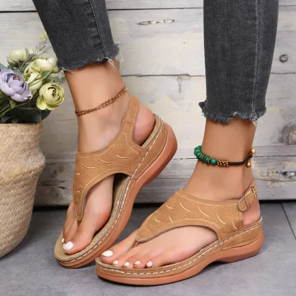 Martina - The best fashionable leather sandals for the summer