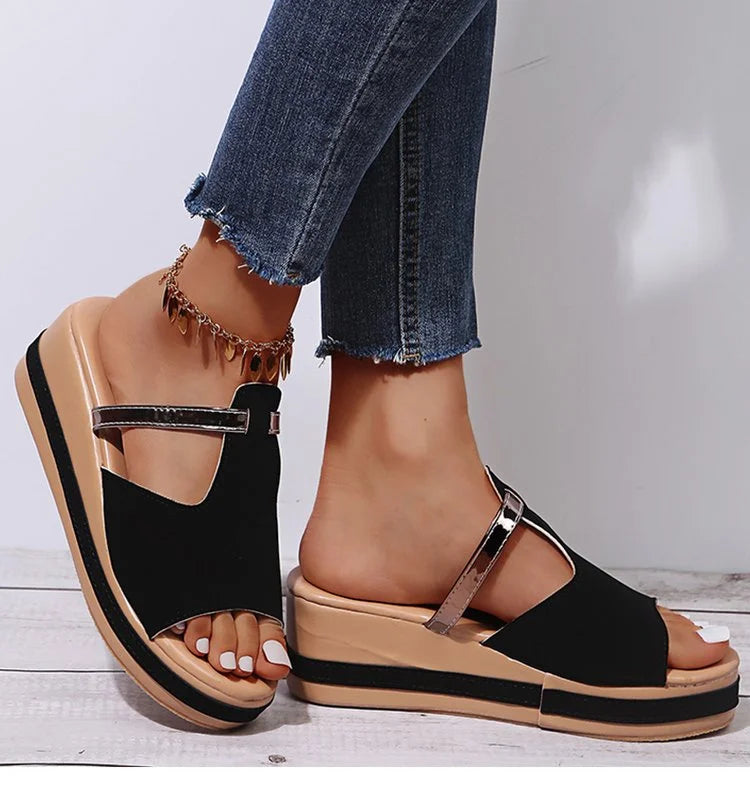 Lederina™ - Leather wedge sandals for women