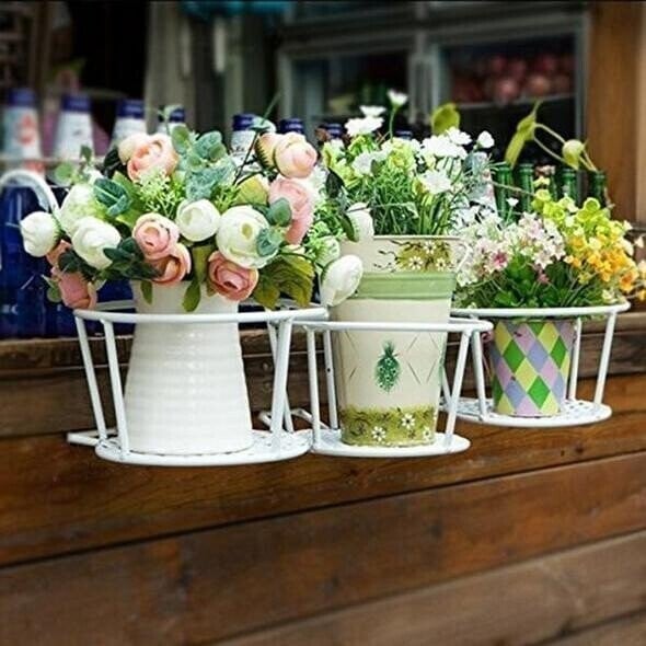 HangBloom™ - Transform your outdoor space into an artistic paradise!