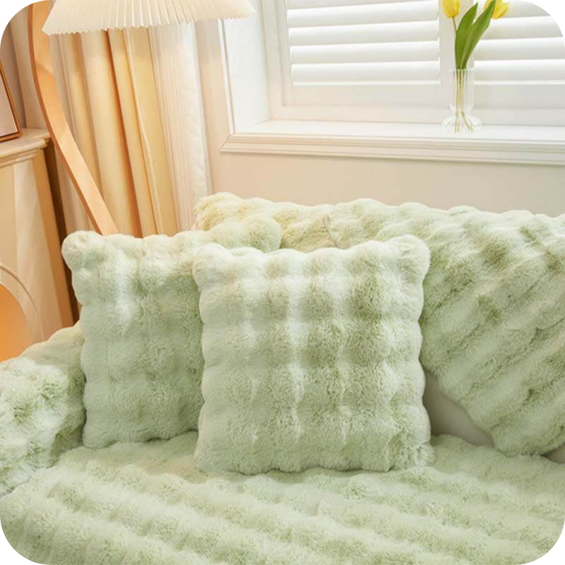 Plushy - Luxurious sofa protection, ultimate comfort and softness!