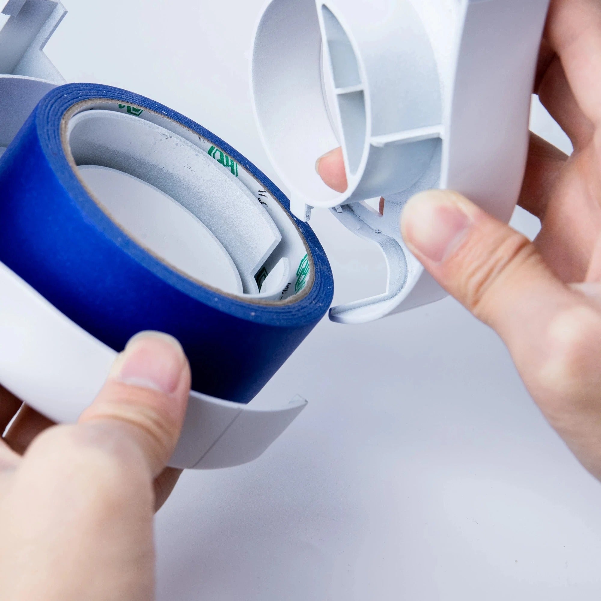 TapeMaster™ - Never fiddle with tape again!