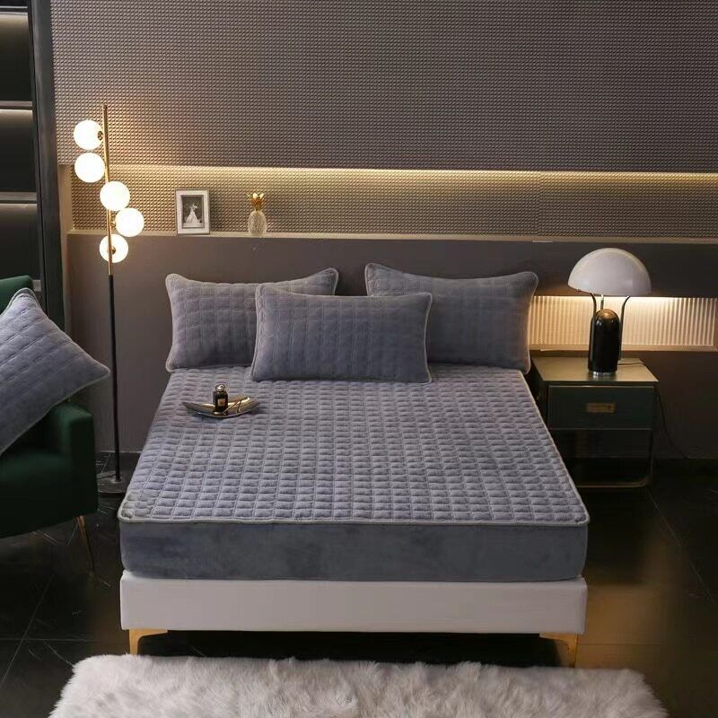 Decky - Experience a wonderful night's sleep (Pillowcase + Blanket)