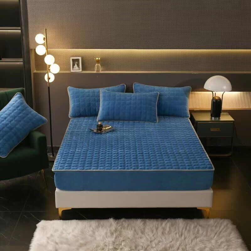 Decky - Experience a wonderful night's sleep (Pillowcase + Blanket)