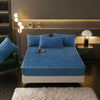 Decky - Experience a wonderful night's sleep (Pillowcase + Blanket)
